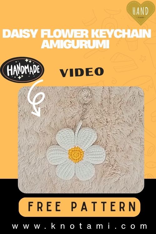 Crochet Daisy Flower Keychain With Simple And Sunny Guide
