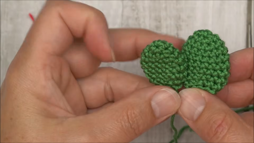 The medium cactus piece
