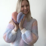Easy Crochet Ribbed Sweater With Puff Sleeves