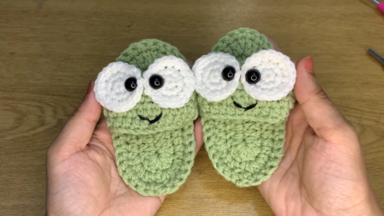 Crochet Frog Baby Slippers With Big Eyes Free Pattern